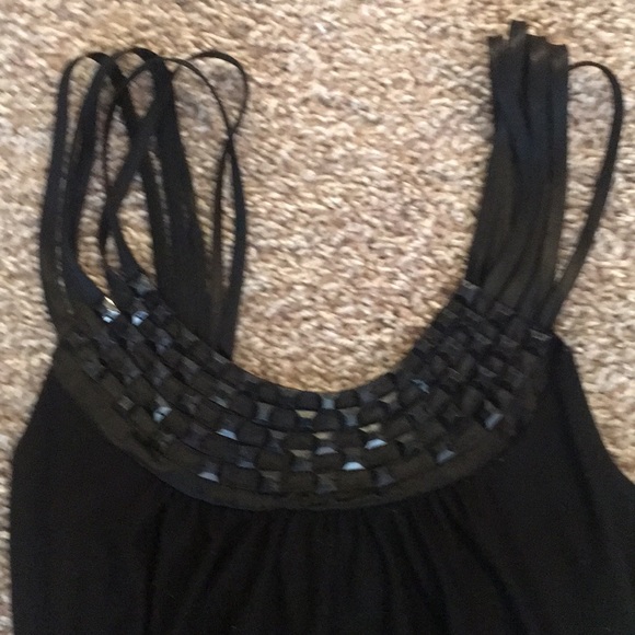 Classy Tank - Picture 3 of 3